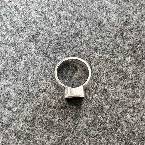 Large Black onyx sterling silver ring - Picture 4 of 5